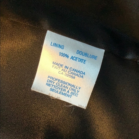 Danier Black fitted dbl breasted leather jacket - Picture 15 of 16